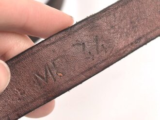 Trageriemen für MP40 , höchstwahrscheinlich Österreich oder Jugoslawien nach 1945. Neuzeitliche Stemeplung " MP44"