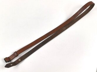 Trageriemen für MP40 , höchstwahrscheinlich Österreich oder Jugoslawien nach 1945. Neuzeitliche Stempelung " StgG44"