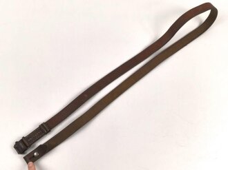 Trageriemen für MP40 , höchstwahrscheinlich Österreich oder Jugoslawien nach 1945. Neuzeitliche Stempelung " StgG44"