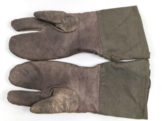 Paar Handschuhe für Kradmelder der Wehrmacht. Getragenes Paar