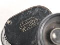 Dienstglas 6 x 30 Wehrmacht. Hersteller Leitz Wetzlar, klare Durchsicht, Strichplatte deutlich, an gestempeltem Trageriemen