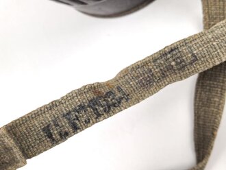 Reichswehr / frühe Wehrmacht, Bereitschaftsbüchse für die Gasmaske. Originallack, datiert 1934.