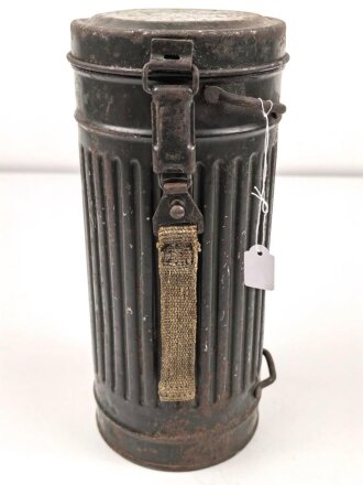 Gasmaskendose Wehrmacht Modell 1938. Originallack,...