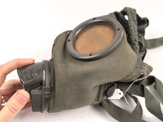 Gasmaske 30 Wehrmacht. Reichswehrabnahme, Maskenkörper angetrocknet