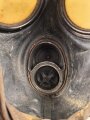 Gasmaske 30 Wehrmacht. Reichswehrabnahme, Maskenkörper angetrocknet