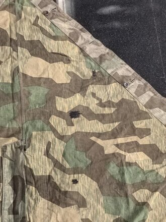 Zeltbahn 31 Wehrmacht. Farbfrisches Stück mit etlichen Reparaturstellen