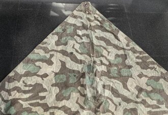 Zeltbahn 31 Wehrmacht. Farbfrisches Stück mit etlichen Reparaturstellen