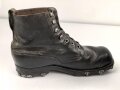 Paar Bergschuhe, mir nicht bekannte Ausführung. Sohlenlänge 28,5cm