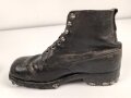 Paar Bergschuhe, mir nicht bekannte Ausführung. Sohlenlänge 28,5cm