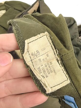 U.S. Army , Hot weather cap, 2nd pattern. You will receive the exact 10 pieces pictured. All uncleaned