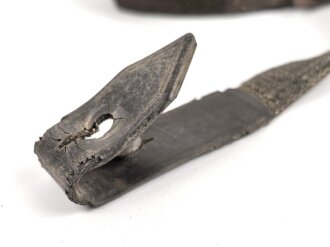 Trageriemen für einen Gasmaskendose der Wehrmacht. Hersteller "ebd43"