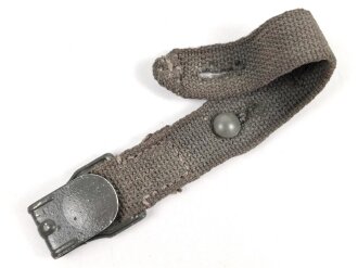 Kurzer Riemen  für eine Gasmaskendose der Wehrmacht