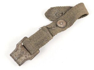 Kurzer Riemen  für eine Gasmaskendose der Wehrmacht