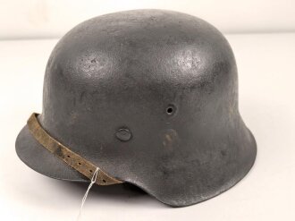 Heer, Stahlhelm Modell 1942. In allen Teilen original und...