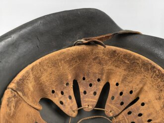 Heer, Stahlhelm Modell 1942. In allen Teilen original und zusammengehörig, EF68