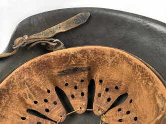 Heer, Stahlhelm Modell 1942. In allen Teilen original und zusammengehörig, EF68