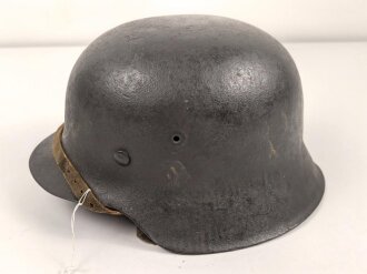 Heer, Stahlhelm Modell 1942. In allen Teilen original und...