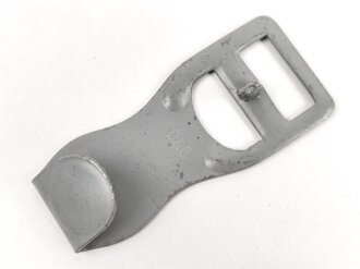 Eiserner Beschlag für ein Koppeltragegestell der Luftwaffe, Originallack