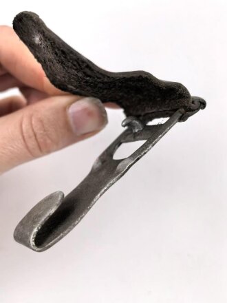 Teil eines  Koppeltragegestell der Luftwaffe