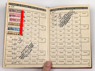 Deutsche Arbeitsfront Mitgliedsbuch eine Angehörigen aus München, datiert 1939