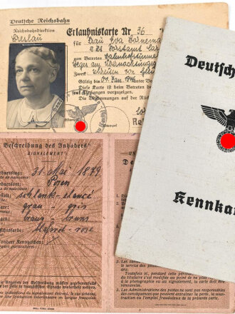 Deutsches Reich, Kennkarte eine Frau aus Berlin, datiert 1942 mit Erlaubniskarte und Reichsportausweis 