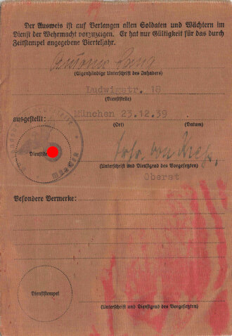 Dienstausweis, einer Angestellten einer Prüfstelle...