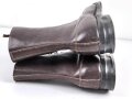 Luftwaffe, Paar Stiefel für Fallschirmjäger. Ungetragenes Paar in sehr gutem Zustand, rotbraune Ausführung, Sohlenlänge knapp über 32cm . In dieser Qualität selten