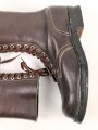 Luftwaffe, Paar Stiefel für Fallschirmjäger. Ungetragenes Paar in sehr gutem Zustand, rotbraune Ausführung, Sohlenlänge knapp über 32cm . In dieser Qualität selten