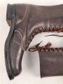 Luftwaffe, Paar Stiefel für Fallschirmjäger. Ungetragenes Paar in sehr gutem Zustand, rotbraune Ausführung, Sohlenlänge knapp über 32cm . In dieser Qualität selten