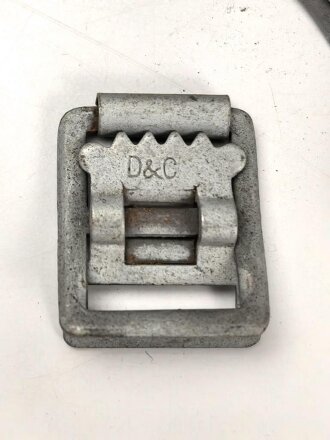 Metallbeschlag aus Wehrmachtsbeständen. Eisen, 27 x...