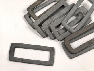 Metallbeschlag aus Wehrmachtsbeständen. Eisen, 17 x...