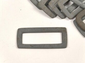 Metallbeschlag aus Wehrmachtsbeständen. Eisen, 17 x...