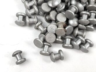 Metallbeschlag aus Wehrmachtsbeständen. Êisen,...