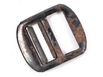 Metallbeschlag aus Wehrmachtsbeständen.26 x 31mm