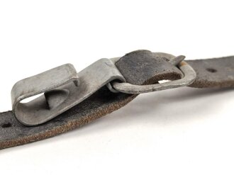 Abgeschnittenes Ersatzteil Wehrmacht, eiserne Beschläge