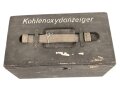 Transportkasten für Kohlenoxydanzeiger der Wehrmacht. Originallack, mit der Inneneinteilung.