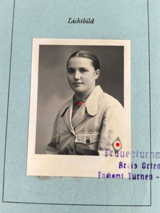 Deutsches ReichsSportabzeichen DRL für Frauen,  Urkundenheft einer Turnerin aus Überlingen, datiert 1936