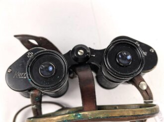Schweiz, Doppelfernrohr 6 x 24 Armee Modell datiert 1954. Hersteller "Kern Aarau"  Glasklare Durchsicht, Strichplatte links deutlich.