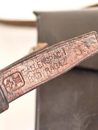 Schweiz, Kunststoffbehälter zum Doppelfernrohr 8 x 30 Armee Modell