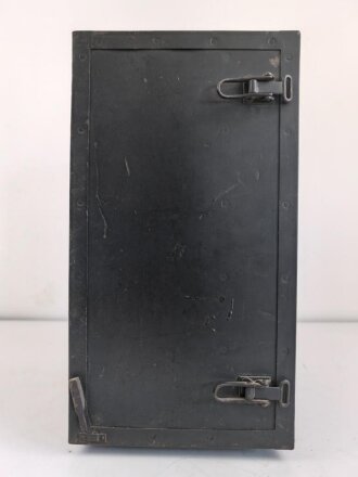 15 Watt Sender Empfänger b datiert 1944. Originallack, ungereinigtes Stück, Funktion nicht geprüft