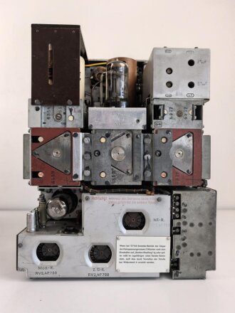 15 Watt Sender Empfänger b datiert 1944. Originallack, ungereinigtes Stück, Funktion nicht geprüft