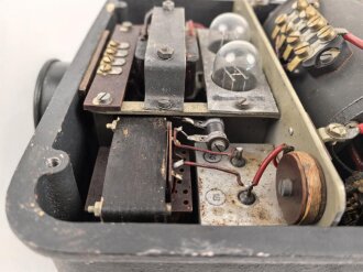 Umformer U 15a datiert 1943. Der Deckel alt überlackiert, sonst gut. Funktion nicht geprüft, selten