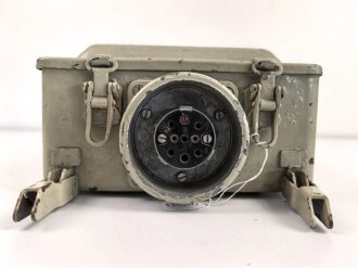 Umformer U 15b datiert 1945. Überlackiertes Stück, Funktion nicht geprüft