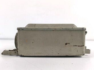 Umformer U 15b datiert 1945. Überlackiertes Stück, Funktion nicht geprüft