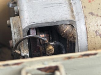 Umformer U 15b datiert 1945. Überlackiertes Stück, Funktion nicht geprüft