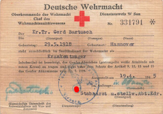 Personalausweis Rotes Kreuz/Oberkommando der Wehrmacht "Trageberechtigung Rot Kreuz Armbinde", datiert 1945