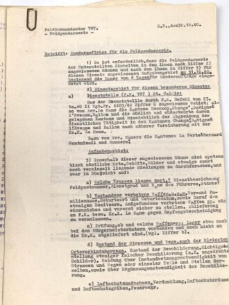 Ordner voller Dokument und Papiere eines Angehörigen der Feldgendarmerieeinheit der Feldkommandantur 787