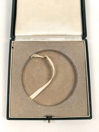 III.Reich, Medaille für langjährige Mitarbeit im Dienste der Pfälzischen Wirtschaft, Zink versilbert, Durchmesser 79 mm, im Etui