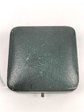 III.Reich, tragbare Medaille für langjährige Mitarbeit im Dienste der Pfälzischen Wirtschaft, Zink versilbert, Durchmesser 31 mm, im Etui