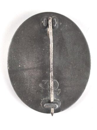 Verwundetenabzeichen silber, Hersteller 30, gereinigtes...